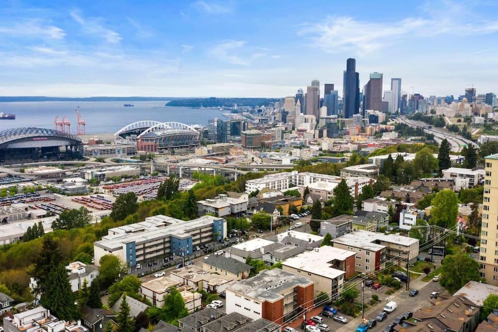Epicurean Remodel In Central Location. Seattle Eksteriør billede